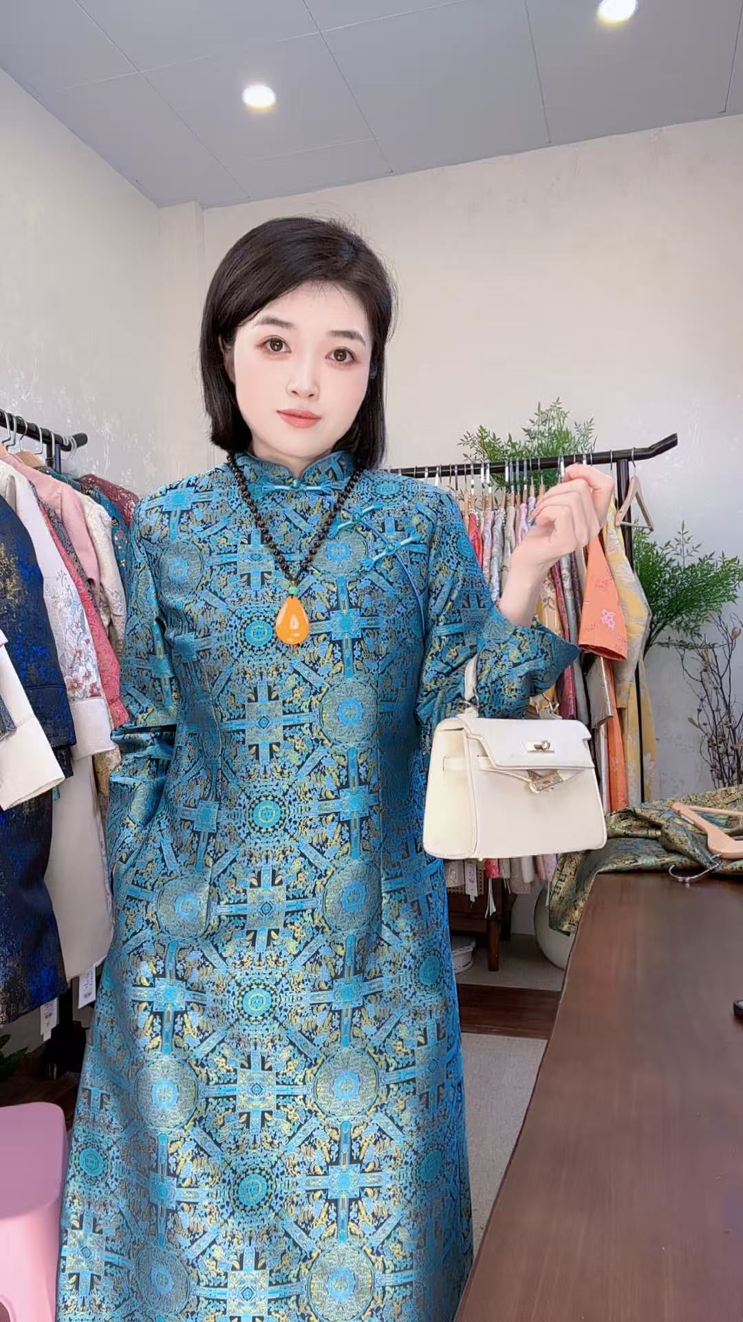 2025秋季新款新中式国风提花显瘦修身气质定制款旗袍 HS25020(1)