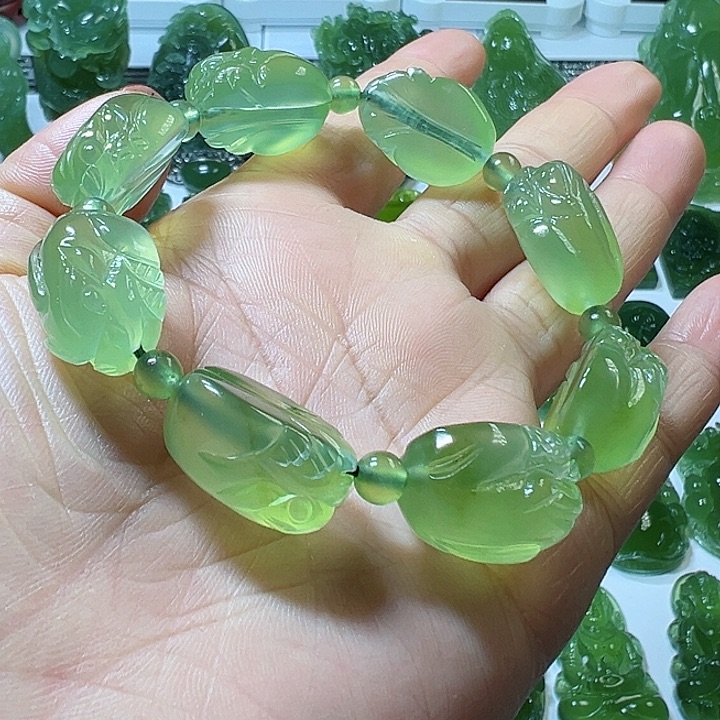 蛇纹石玉手链合金
