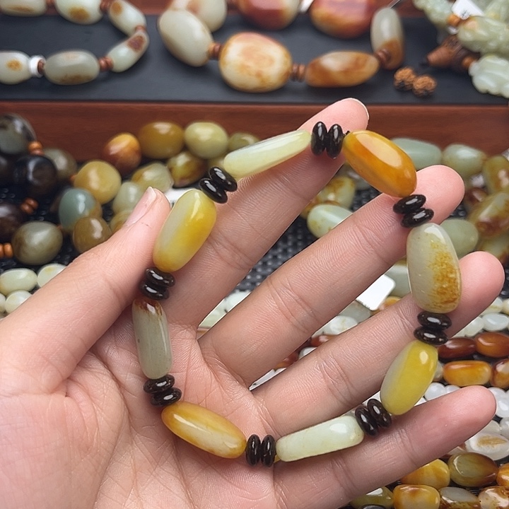 和田玉手链未镶嵌