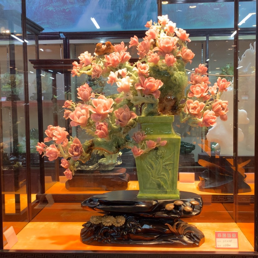 【闪购商品】未镶嵌蛇纹石玉摆件覆膜