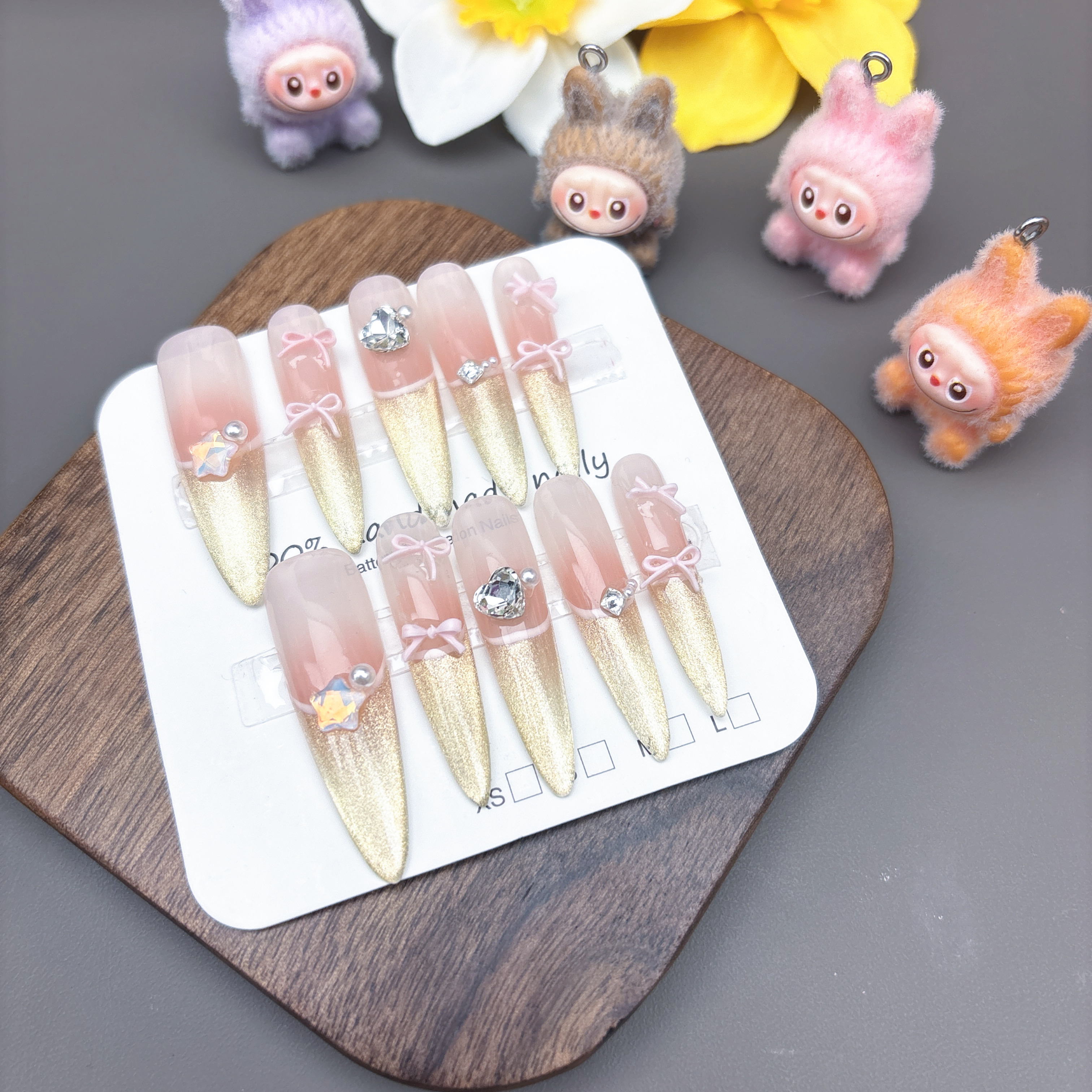 高级感爆闪金色猫眼爱心镶钻可拆卸穿戴甲