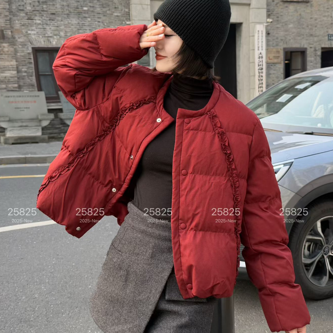 梦小小女装2025冬季新款木耳花边拼接90白鸭绒羽绒服圆领保暖外套