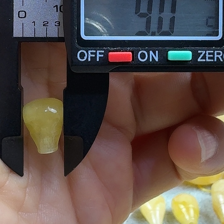 裸石琥珀未镶嵌25