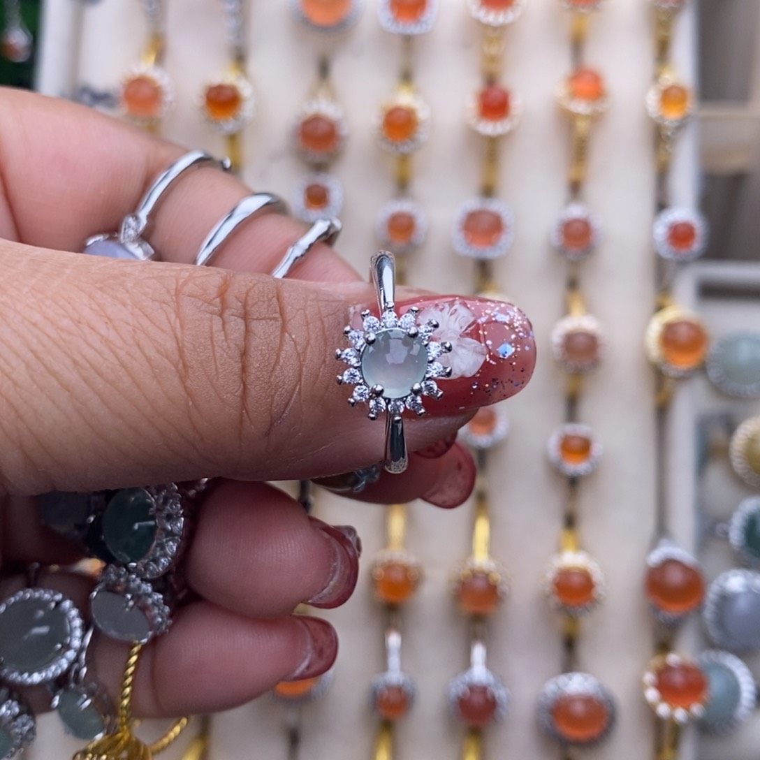 未镶嵌戒指翡翠糖*