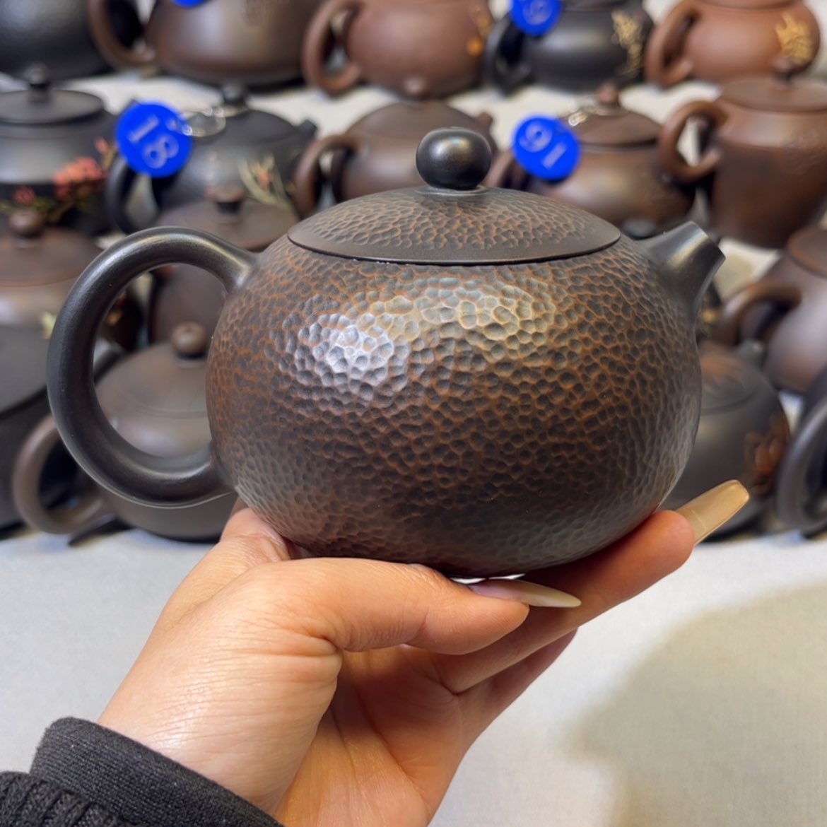 【闪购商品】S****洲红泥 微瑕 容量 330c c