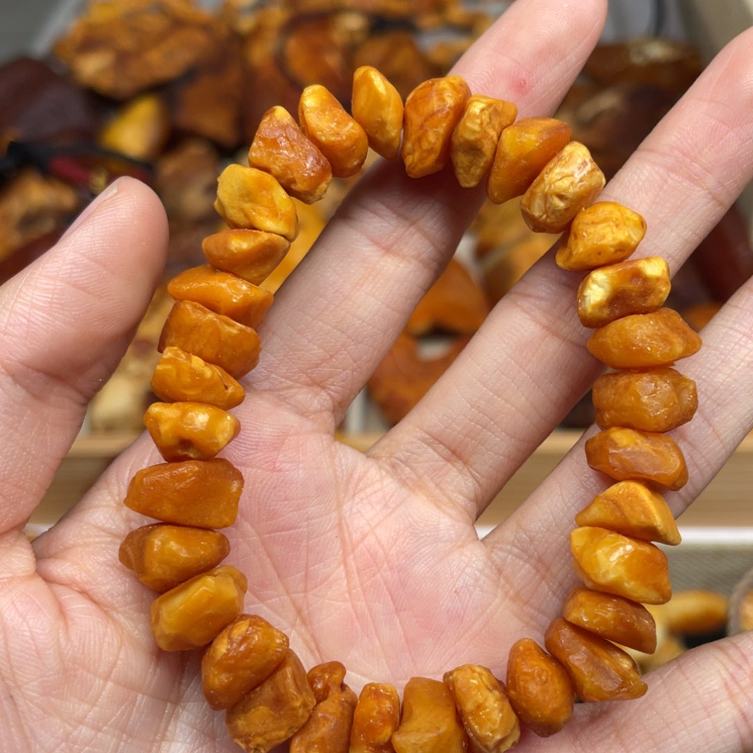 琥珀珠宝奇石未镶嵌