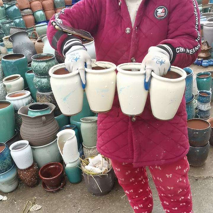 红陶口12高18瑕疵四个盆