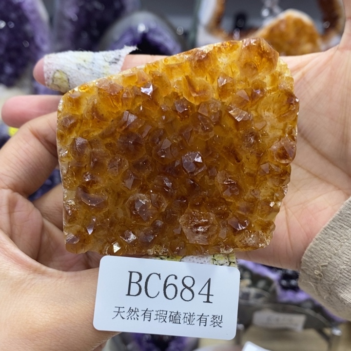 未镶嵌水晶大型摆件（非配饰）