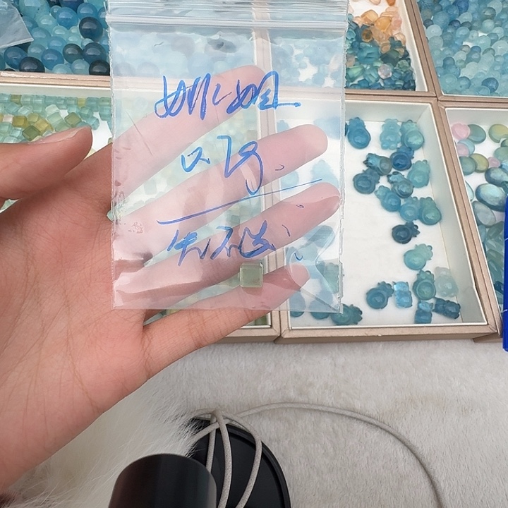 姚***树烟晶手链未镶嵌水晶