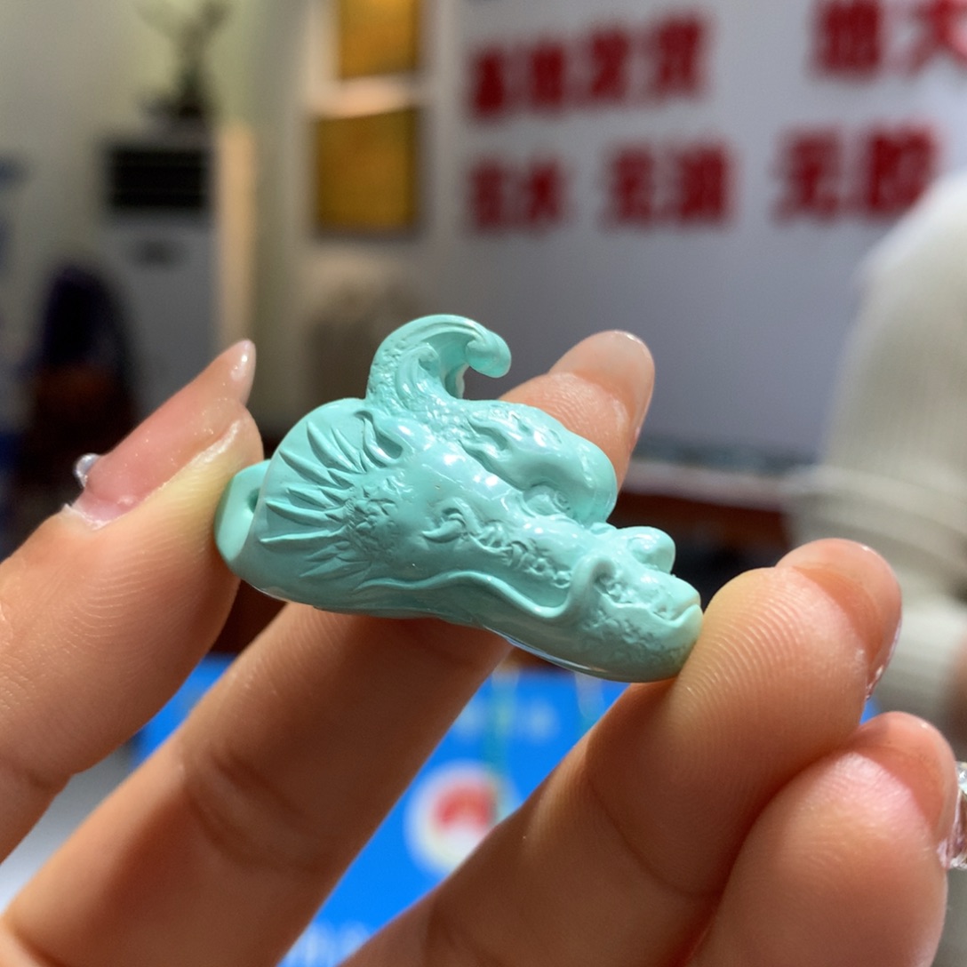 绿松石吊坠未镶嵌