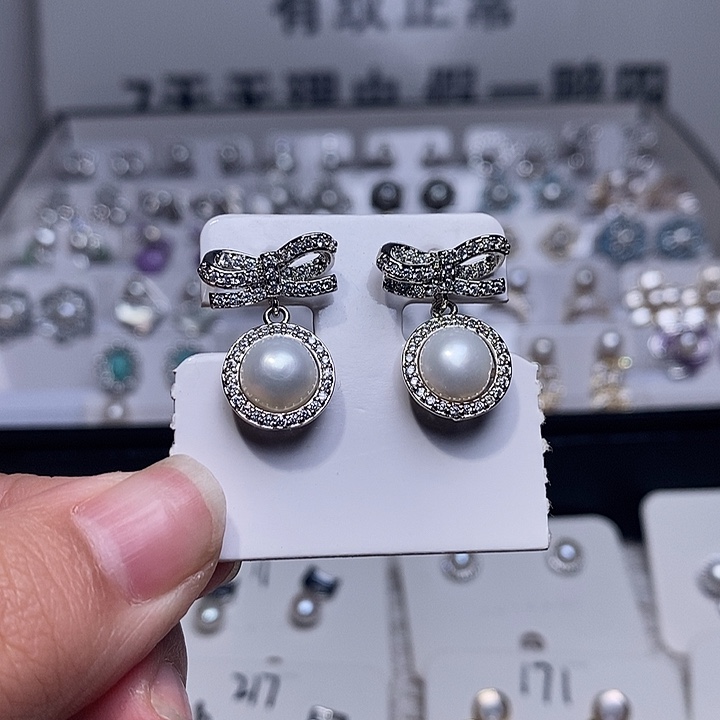 耳饰银S925镶嵌淡水珍珠