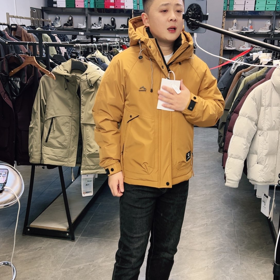 这几年外套搭配黑色