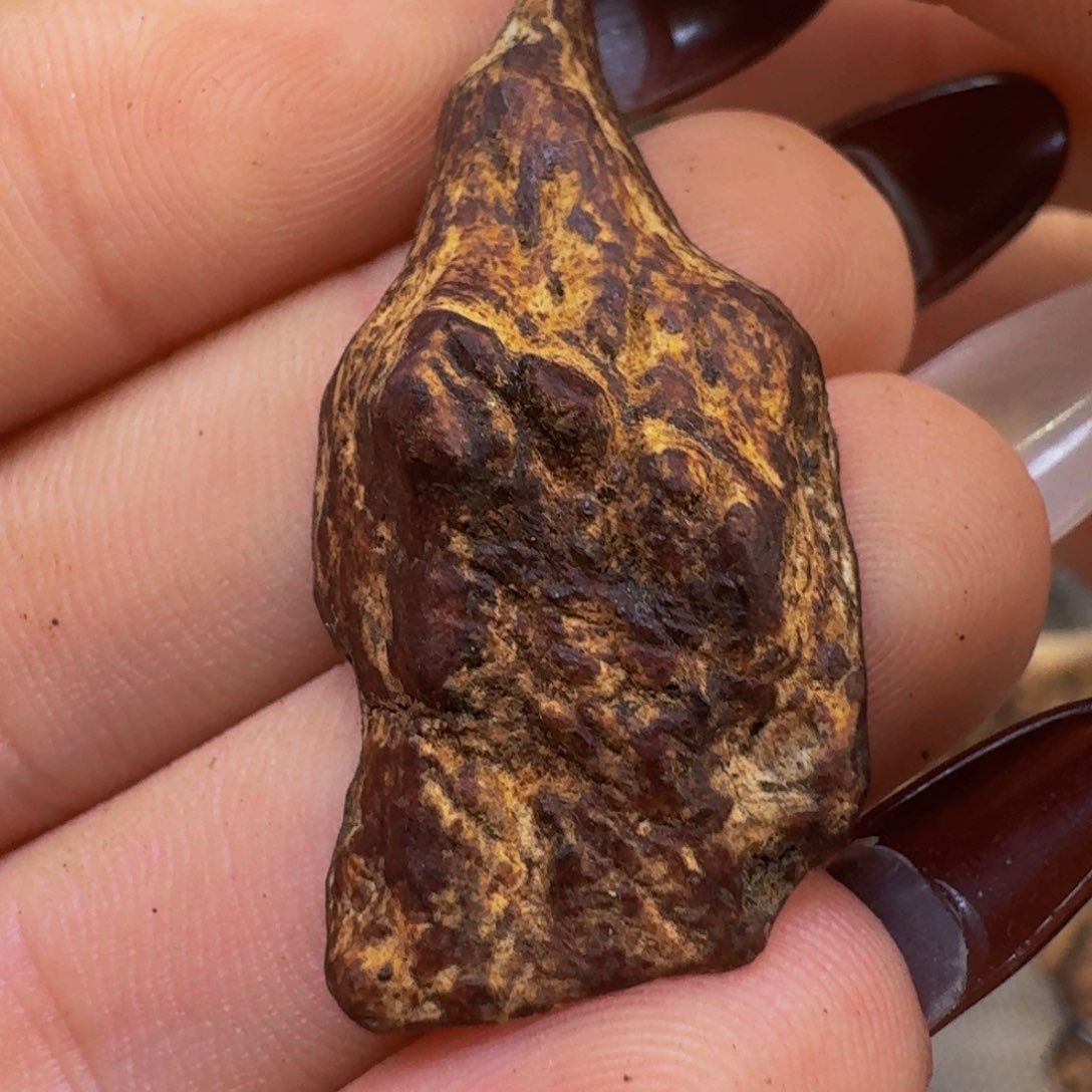 沉香吊坠越南惠安红土吊坠