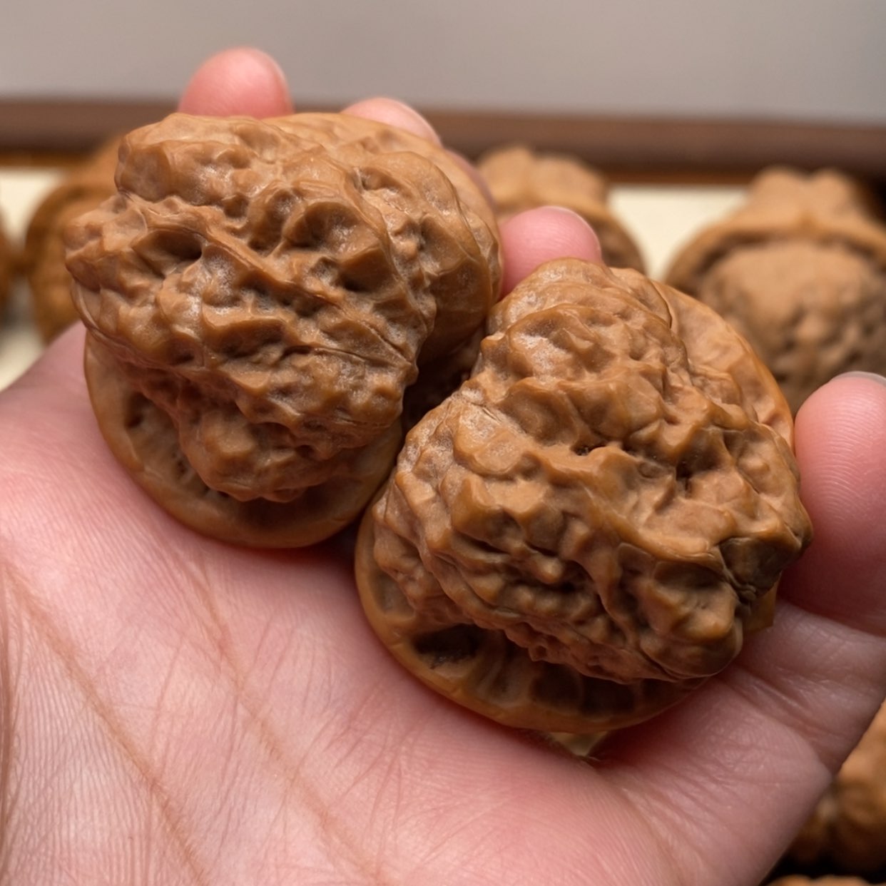 【闪购商品】把件文玩核桃边38左右