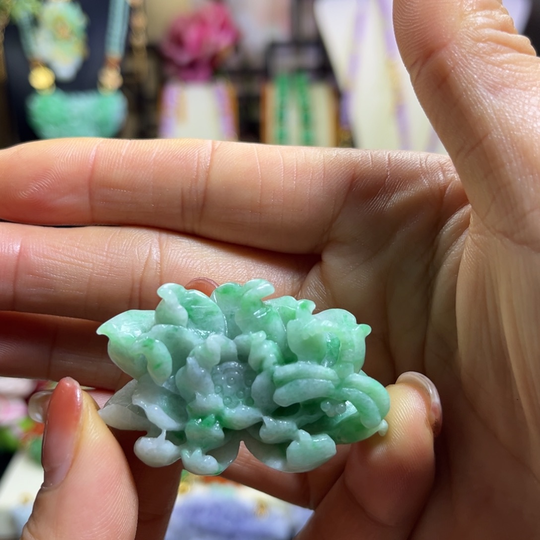 翡翠未镶嵌颈饰天然翡翠