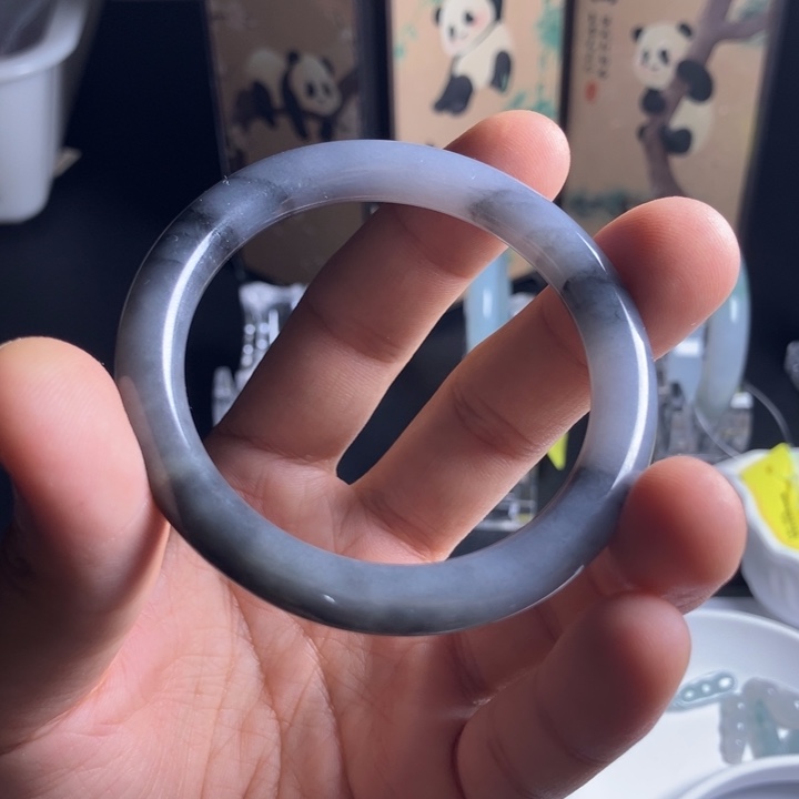 火***儿未镶嵌手镯翡翠翡翠手镯
