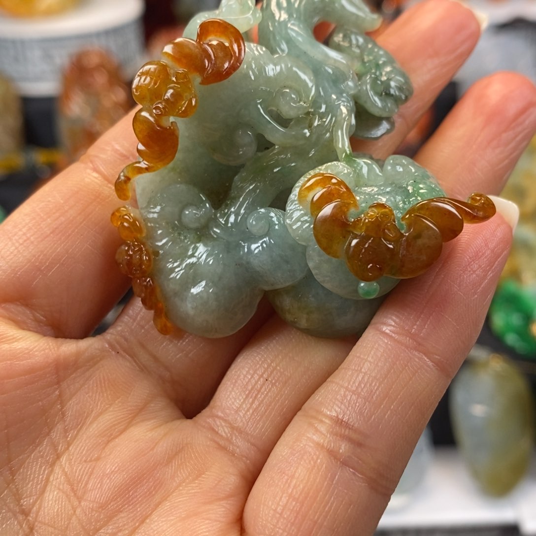 定制翡翠未镶嵌红*