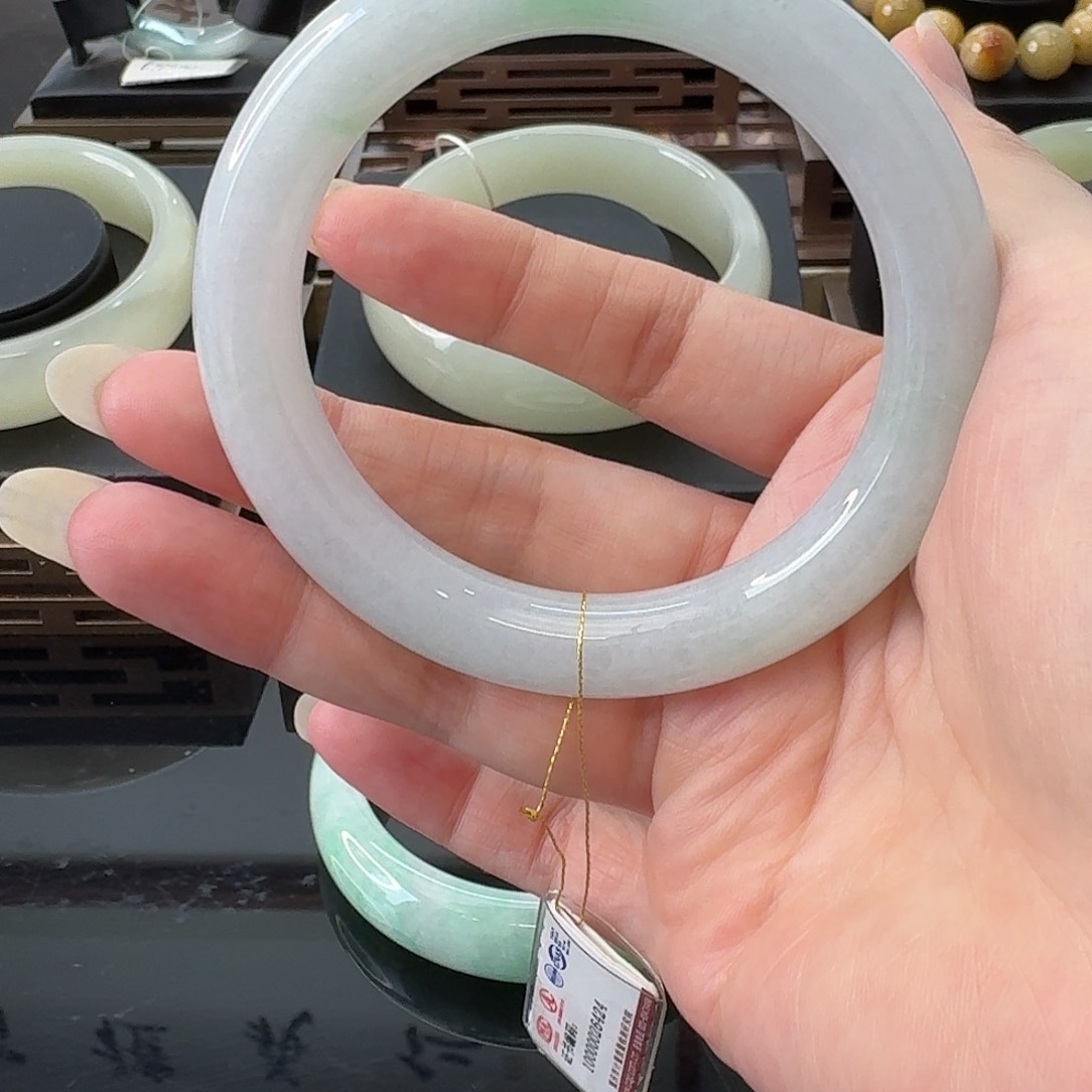 翡翠手镯未镶嵌天然翡翠饰品带证书