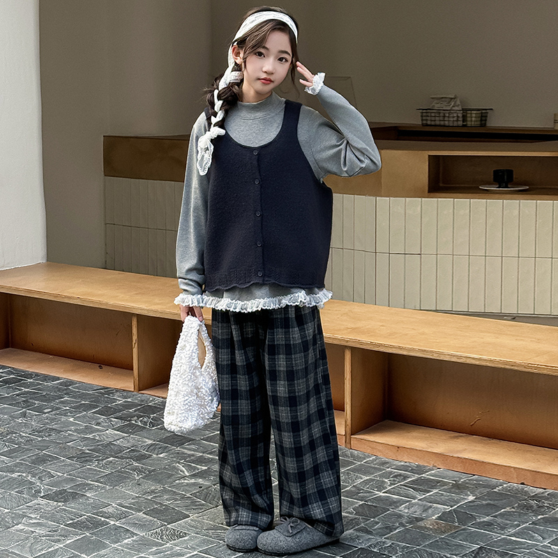 女童2025新款韩版少女风蕾丝花边打底衫格子裤套装宽松休闲套装