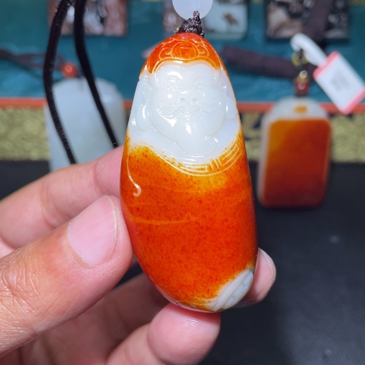 和田玉未镶嵌颈饰J