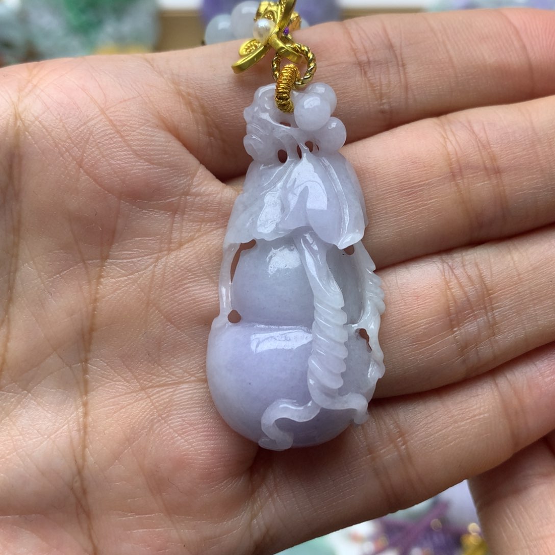 翡翠颈饰未镶嵌0**5翡翠