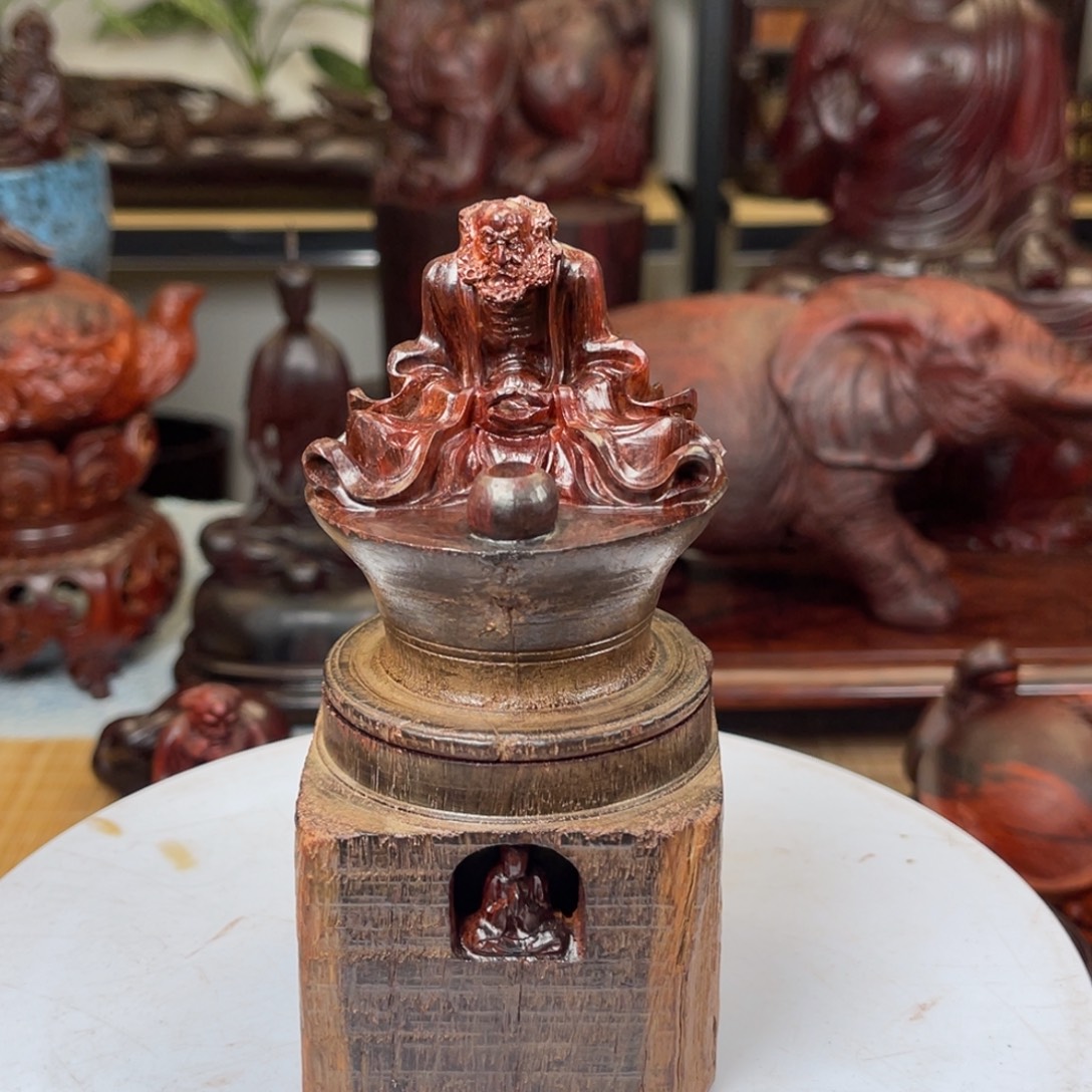 杰***瑞檀香紫檀（小叶紫檀）