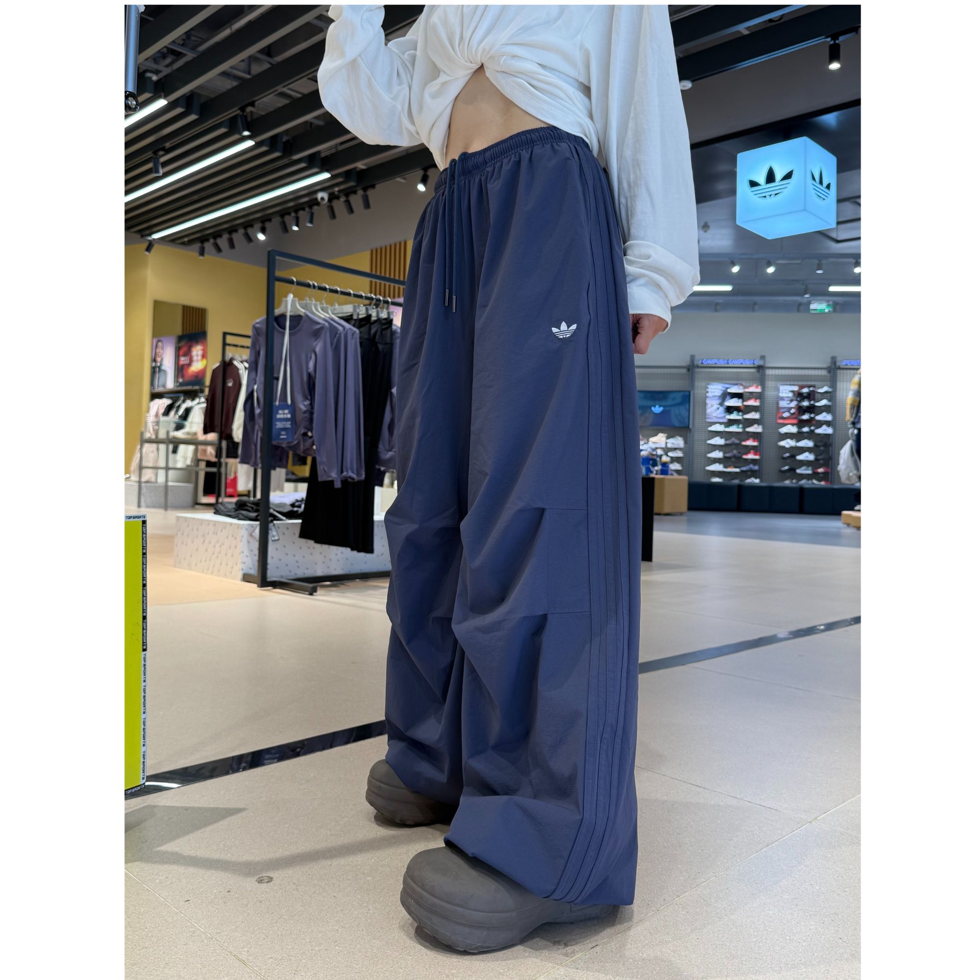 【滔搏联动】adidas/阿迪达斯梭织宽松阔腿运动长裤IA7504