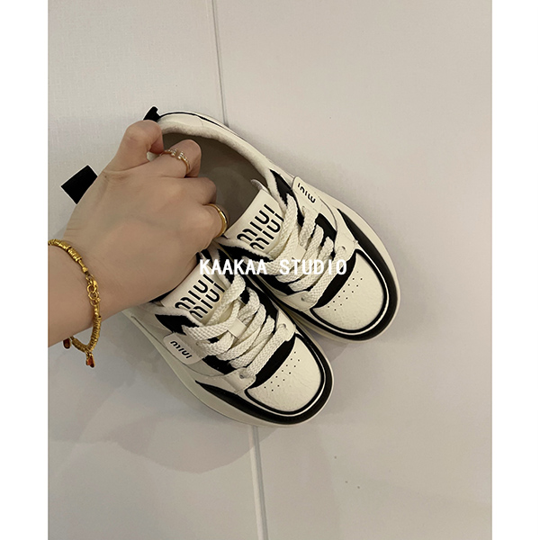 REKAYYAT冬季新品时尚洋气百搭日常休闲厚底加绒熊猫小白鞋