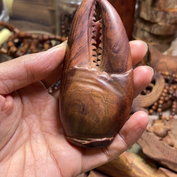 木海南黄花梨原谅手把件