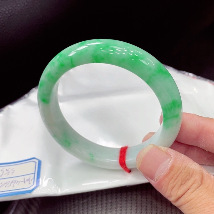 未镶嵌手镯翡翠翡翠