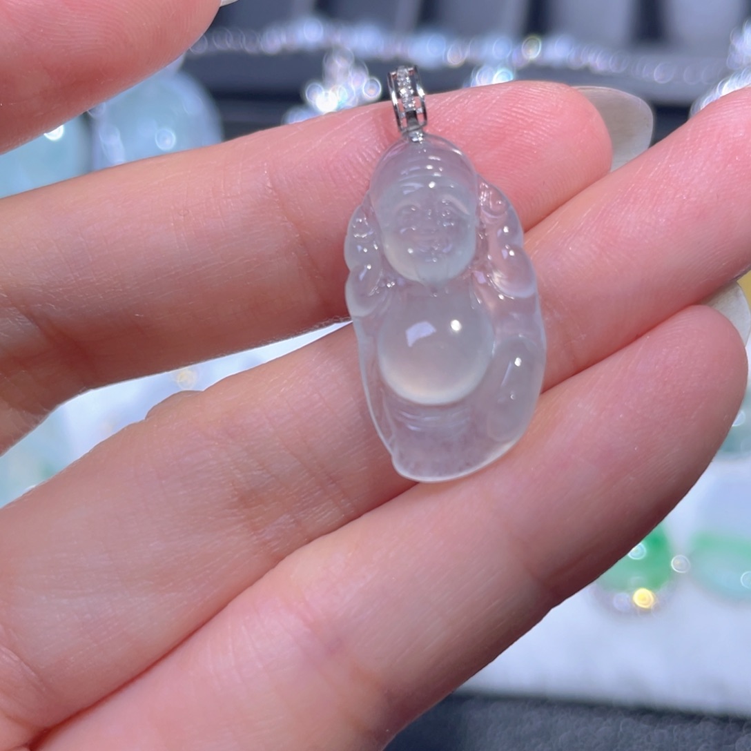 翡翠18K金镶嵌颈饰翡翠