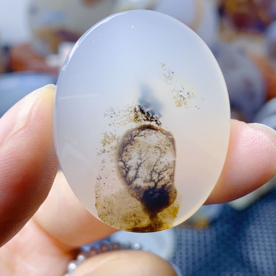 玛瑙/玉髓未镶嵌珠宝奇石