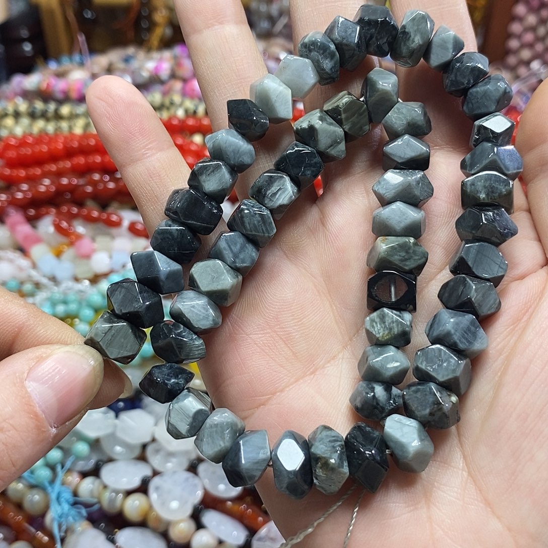 玛瑙/玉髓未镶嵌珠宝半成品鹰眼石冲角一条卡10mm