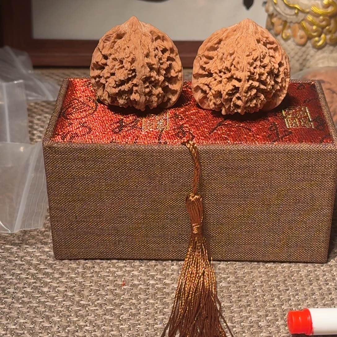 文玩核桃吊坠哈哈这不是说给别人用就