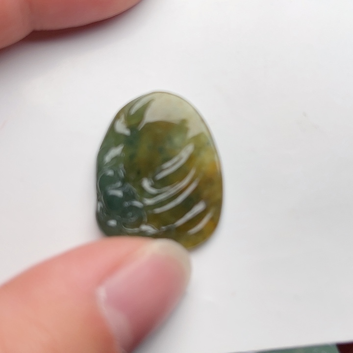 翡翠颈饰未镶嵌荷花鱼