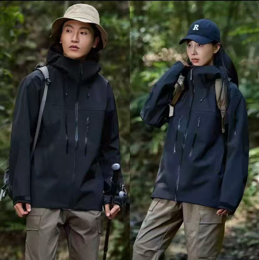 【发货带灵魂logo】卡码拍小SV7原版刺绣防风防水冲锋户外登山外套