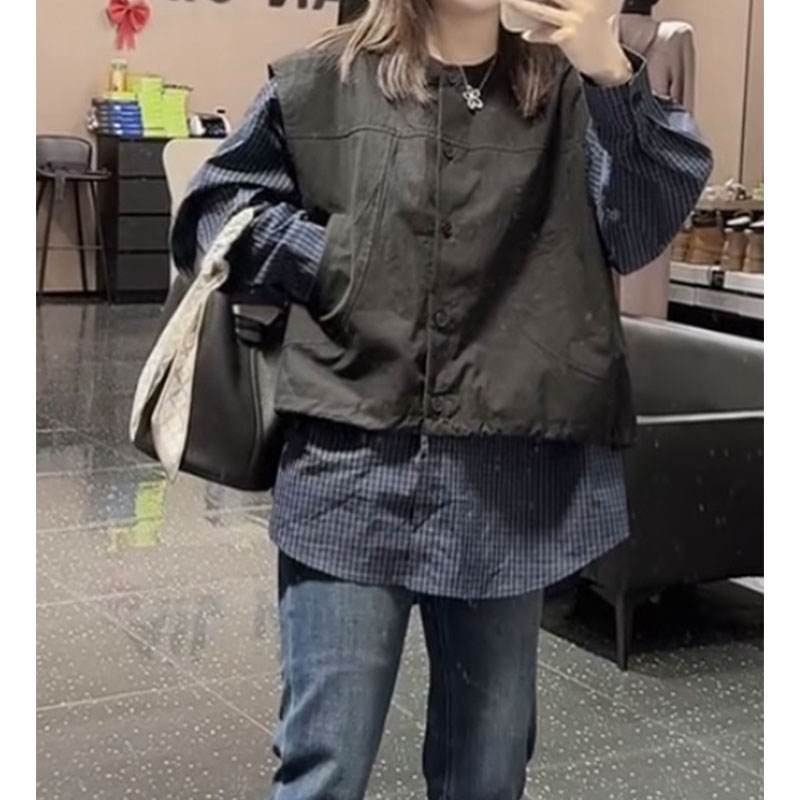 萱贝纯时尚减龄假两件马甲衬衫女2025秋季新款设计感条纹上衣开衫
