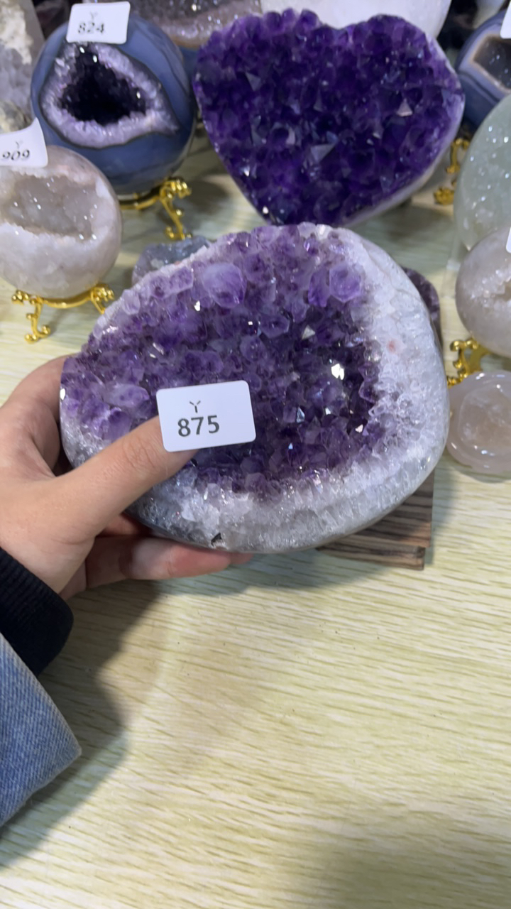 王座紫水晶好看的窝窝