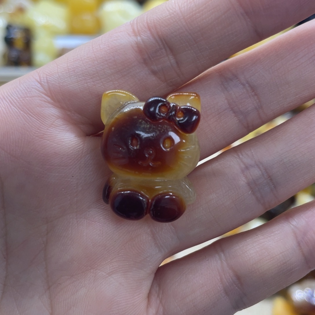 琥珀裸石未镶嵌4.4克kt猫
