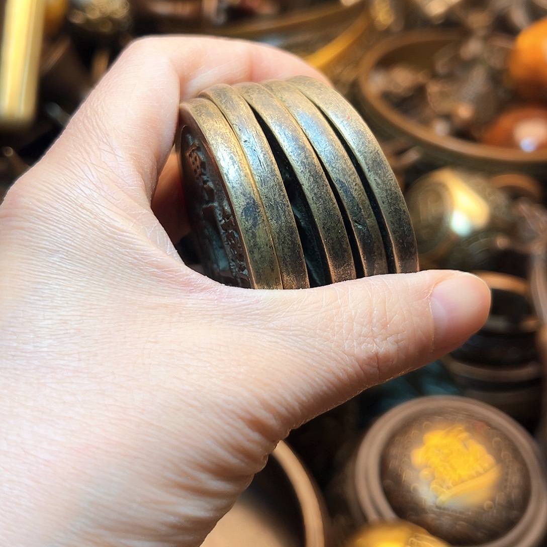 精美铜器工艺品等