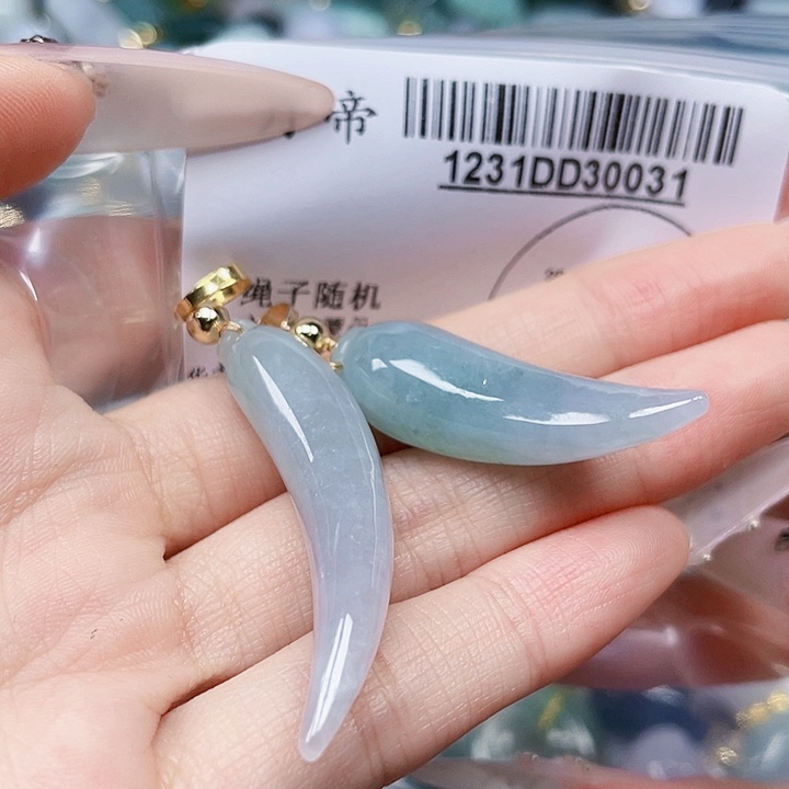 吊坠(不含链)未镶嵌翡翠?***?