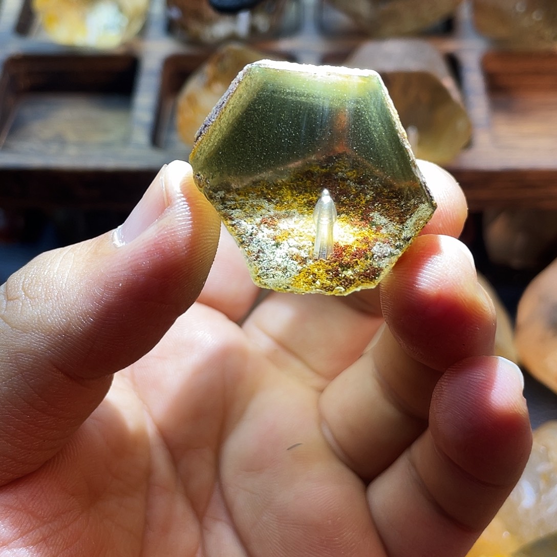 好***士未镶嵌珠宝半成品水晶