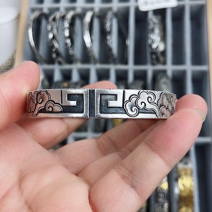 无足银五**登祥云银手镯