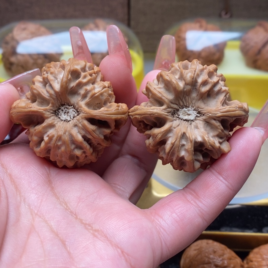 文玩核桃吊坠全品龙门41