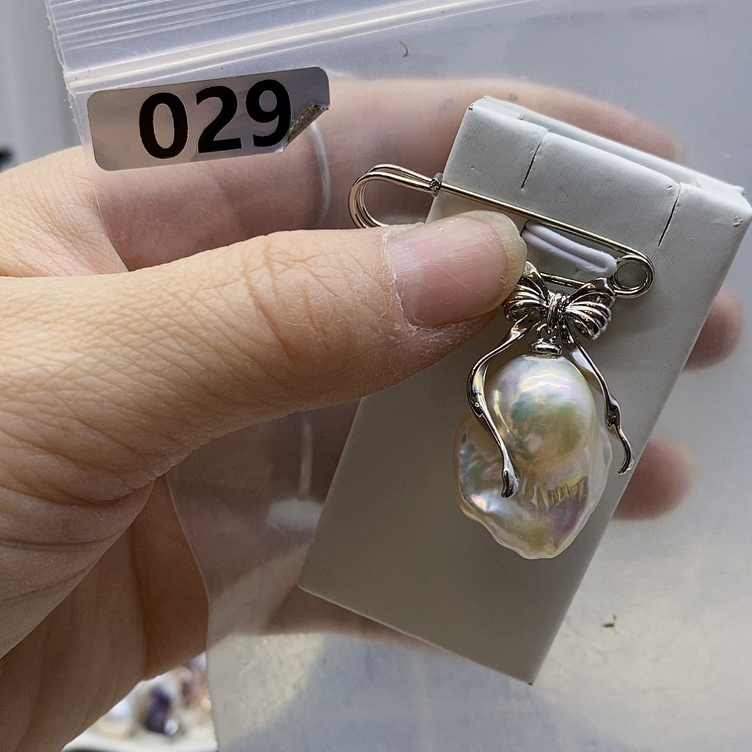 颈饰合金淡水珍珠