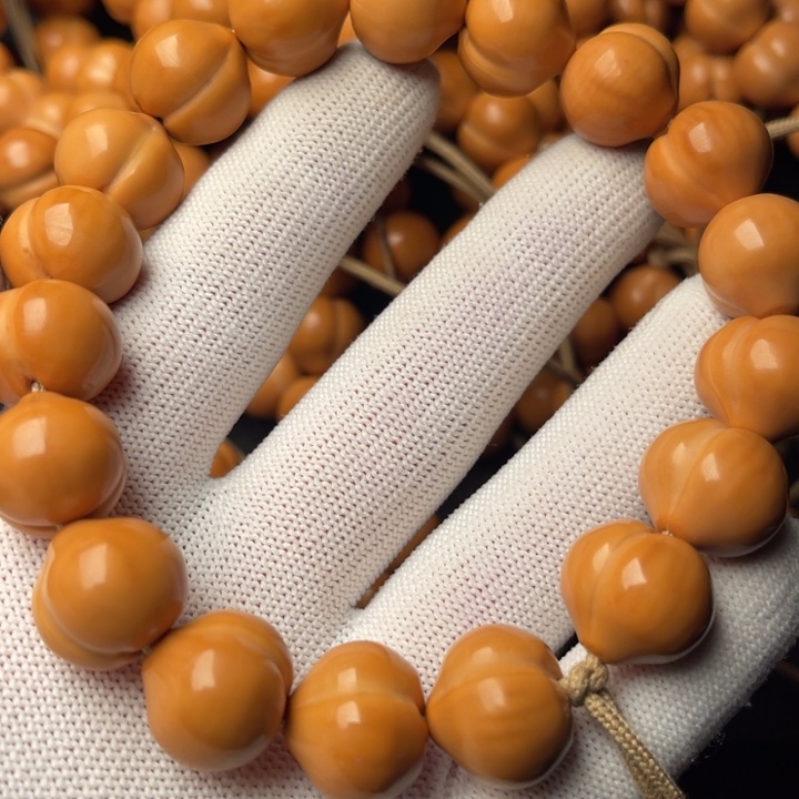 R***&猴头核桃手串屁桃