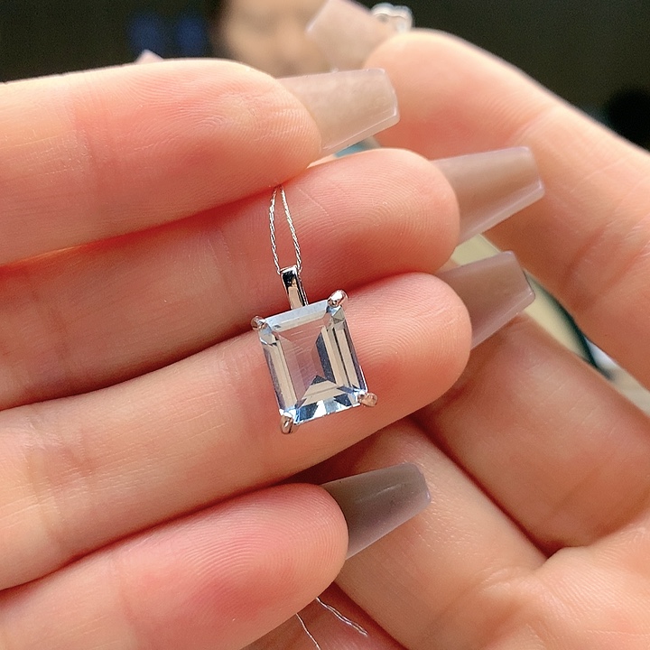 海蓝宝石吊坠(赠链)银S925镶嵌