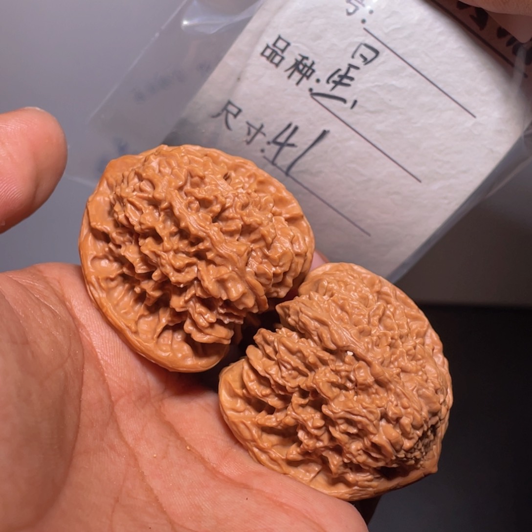 文玩核桃吊坠文玩核桃