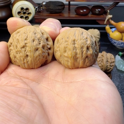 文玩核桃吊坠铁锤