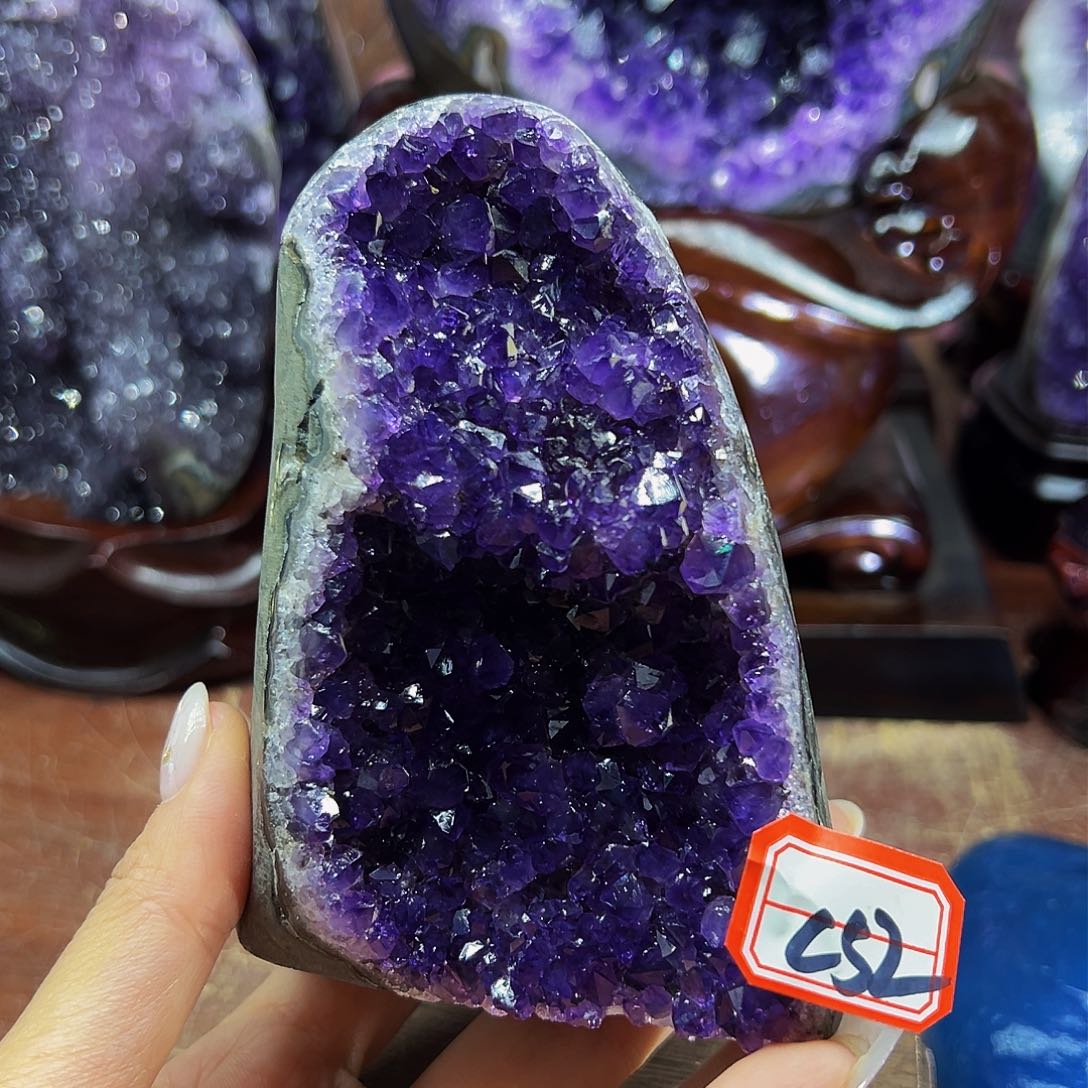 水晶大型摆件未镶嵌